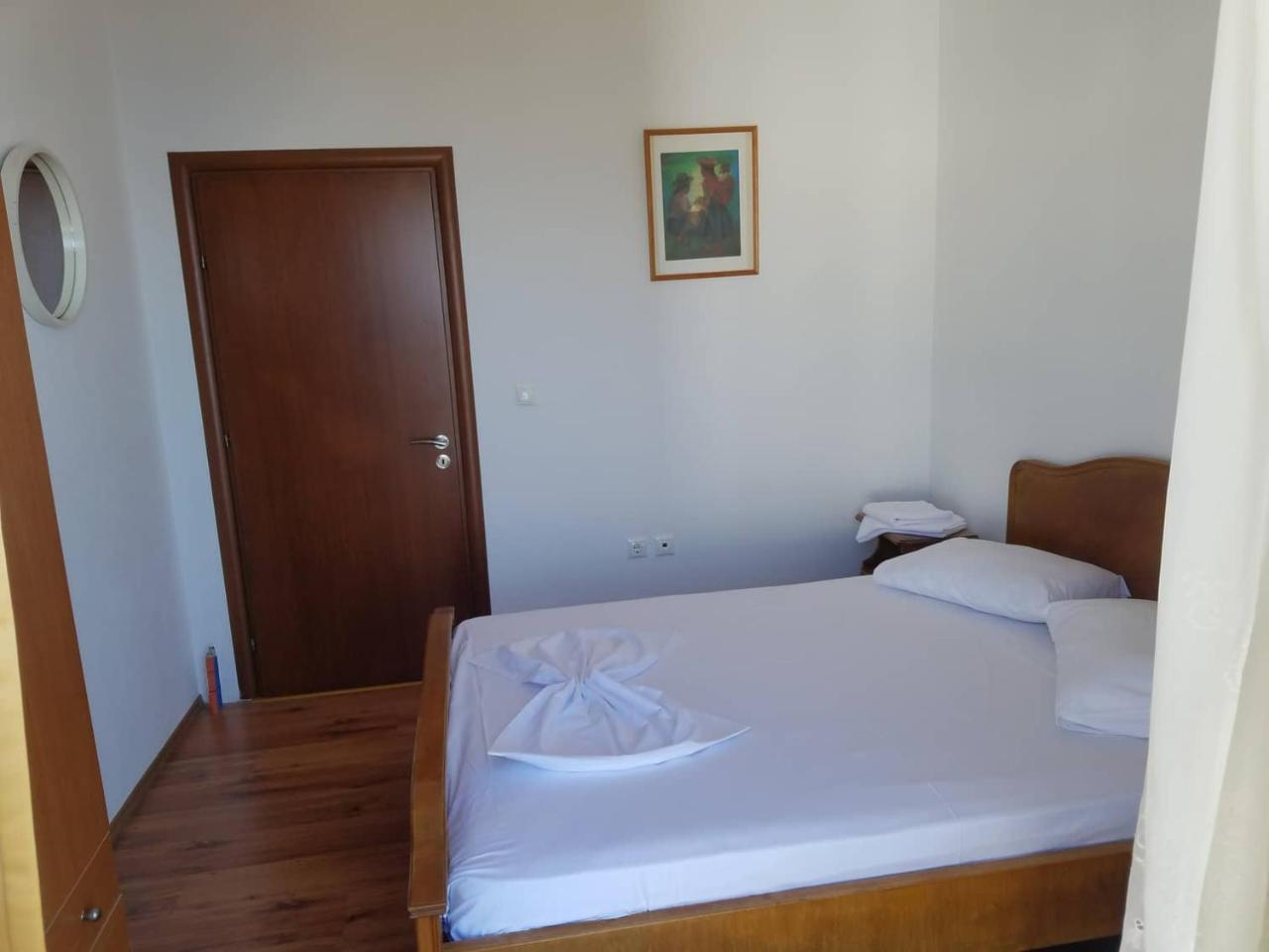 Llambi Apartamento Sarandë